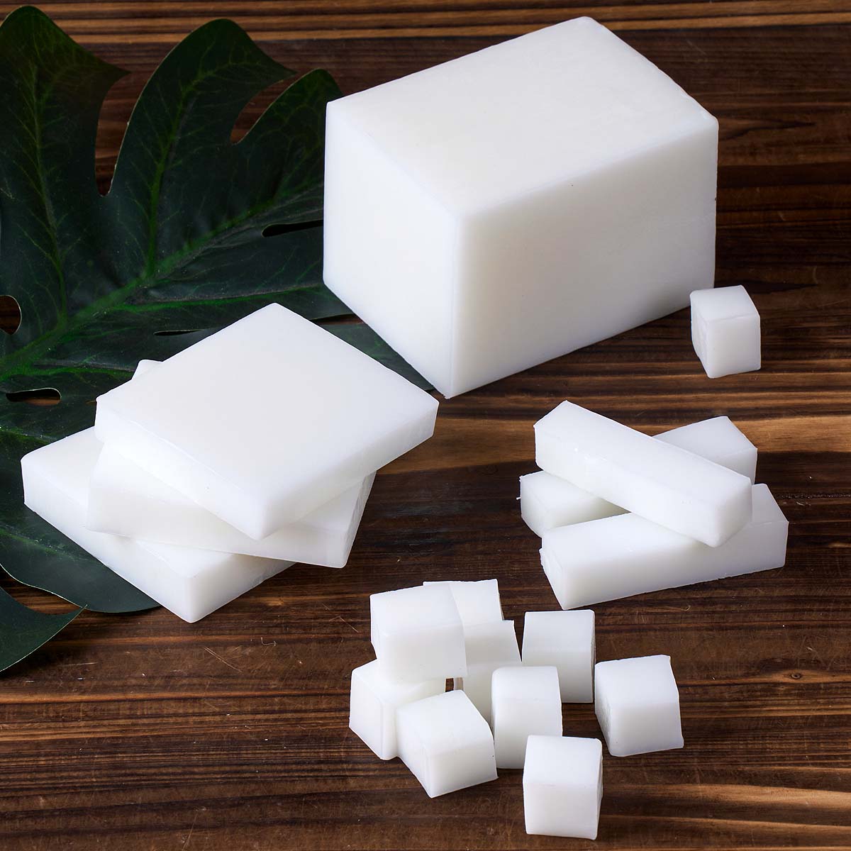 1000g クリアホワイトソープベース DIY 手作りアロマ - Soap Making Things のレビューと価格