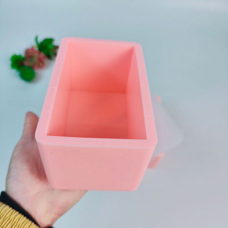 蓋付きシリコンローフ型、手作り石鹸製造用の長方形コールドプロ - Soap Making Process のレビューと価格