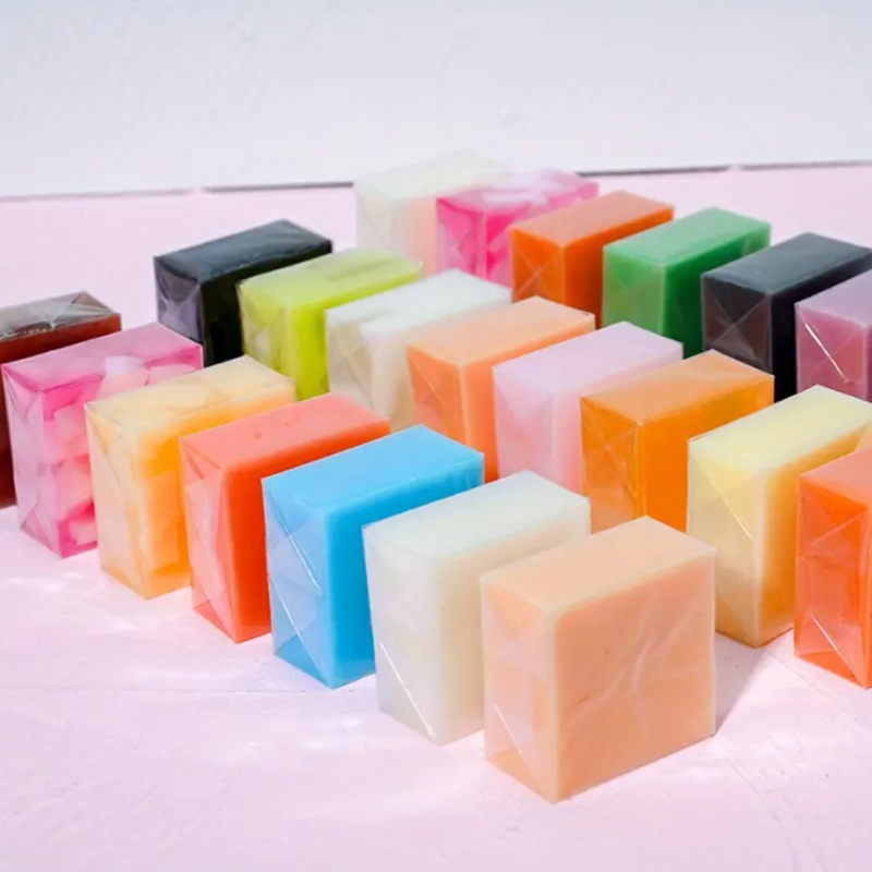 エッセンシャルオイル配合の保湿手作り竹炭石鹸 100g –  - Soap Making Fragrance Oil のレビューと価格