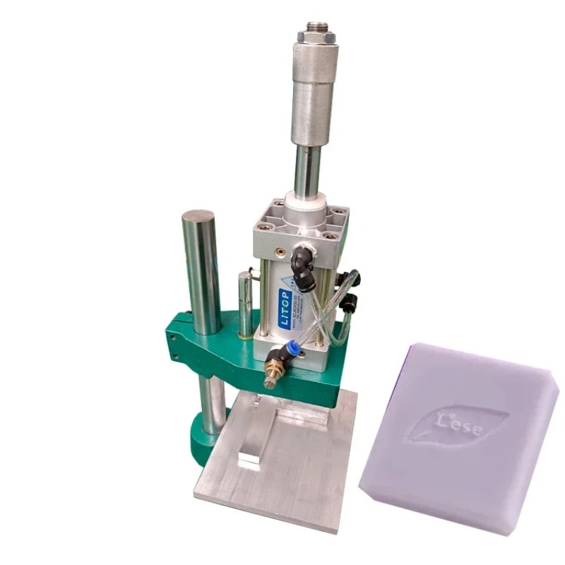 小型200kg/h空気圧式洗濯石鹸製造機/石鹸製造設備/トイ - Soap Making Machine Small Scale のレビューと価格
